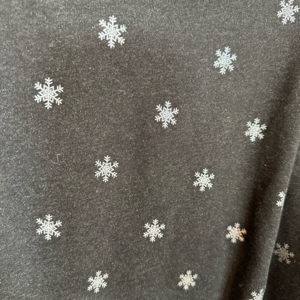 Wildfox Oversized Roadtrip Dark Grey Snowflake Sweatshirt Jumper - Medium, NWOT - Picture 4 of 6